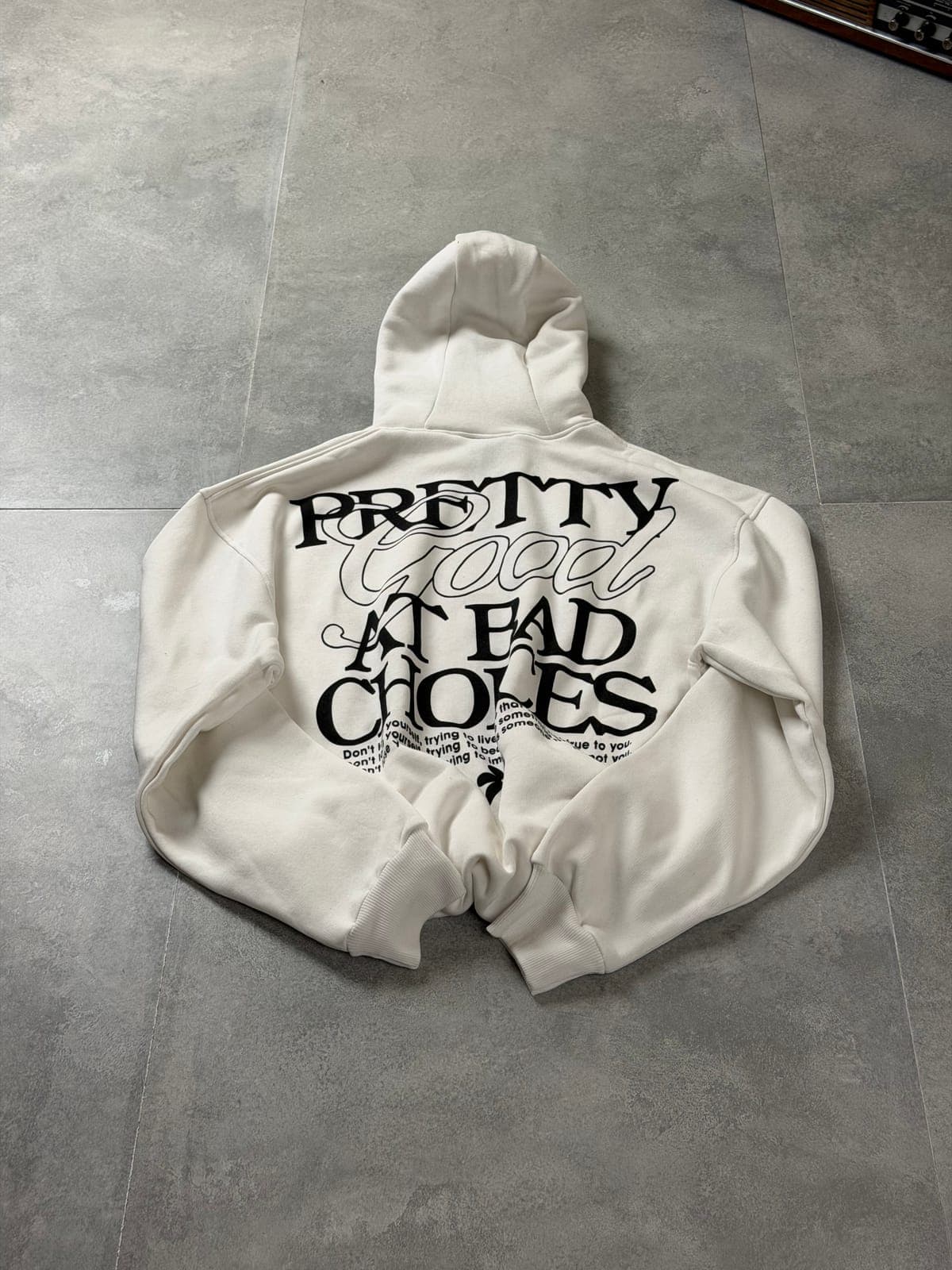 Back print white sweatshirt