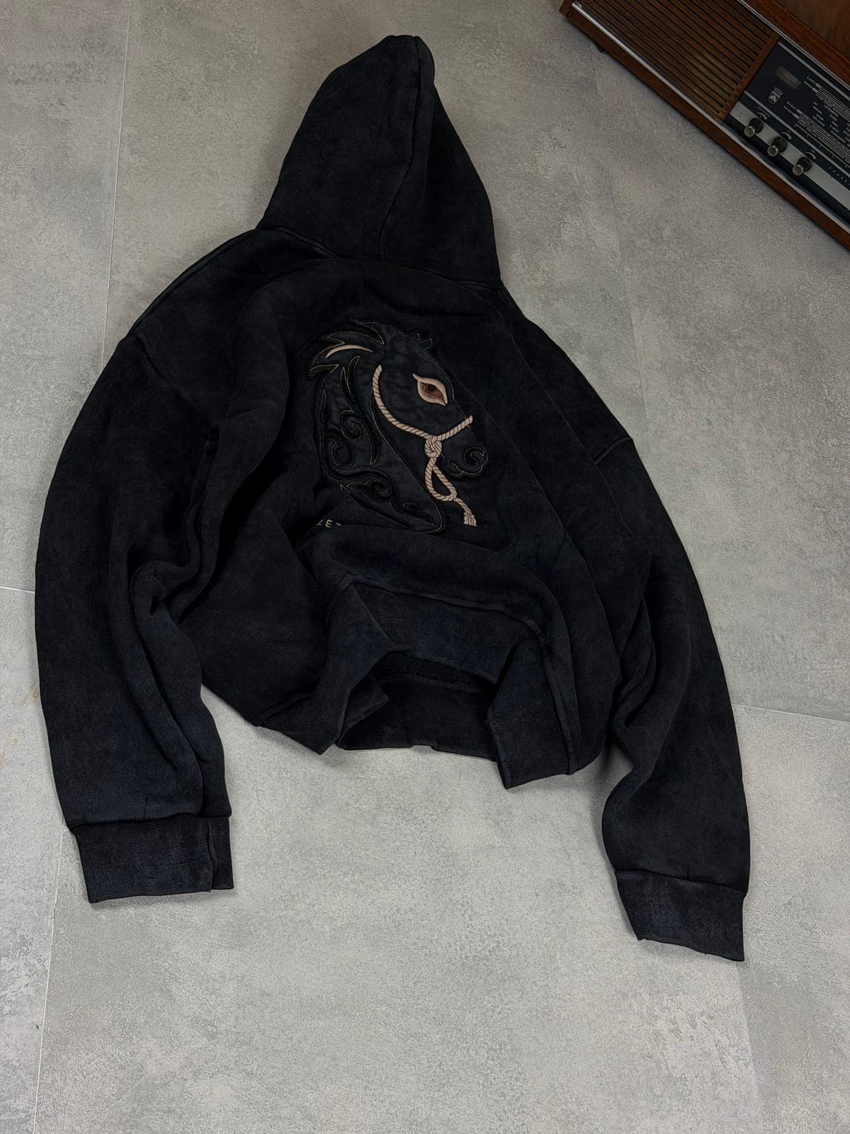 Black Horse Embroidery Sweatshirt