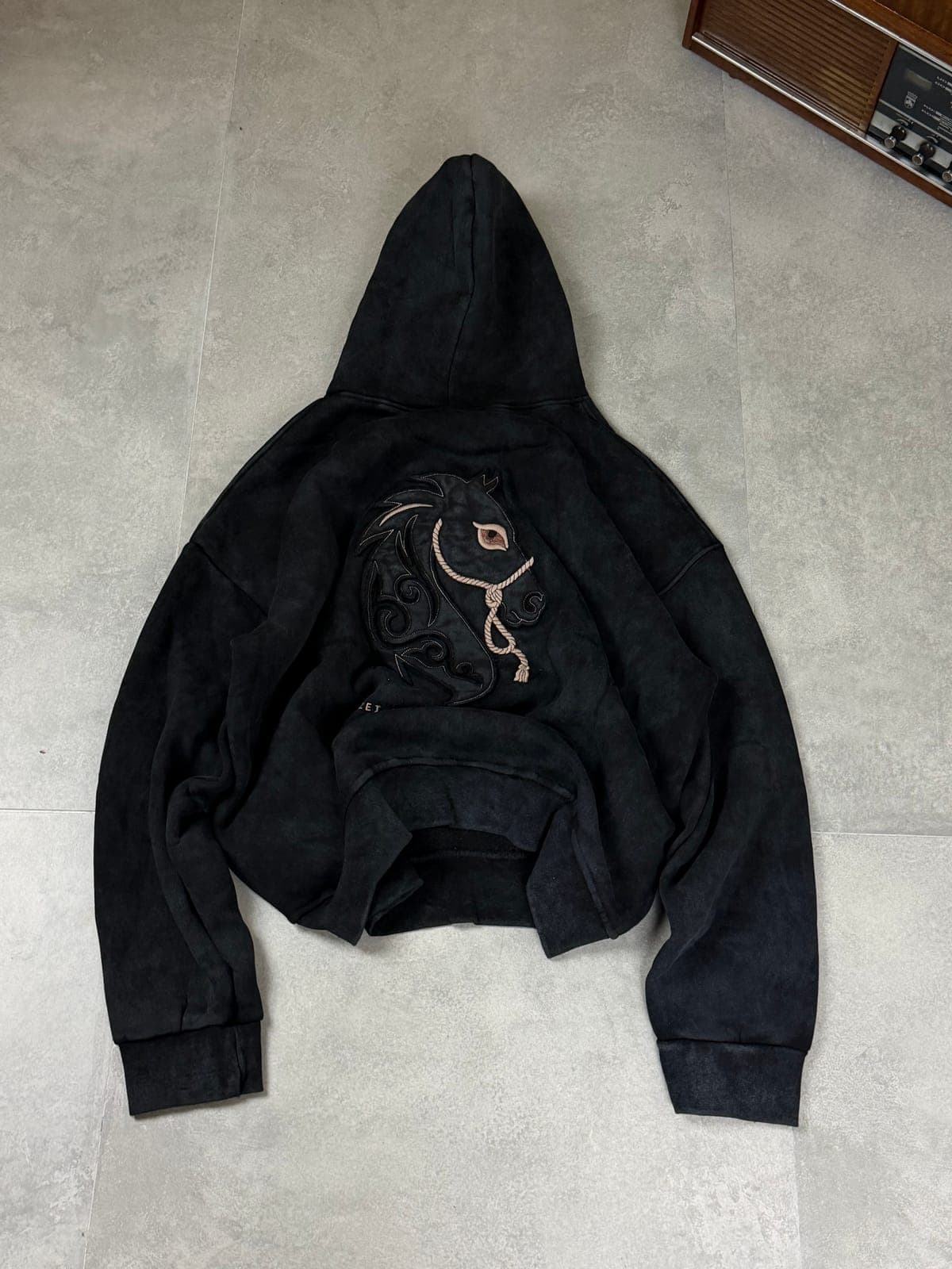 Black Horse Embroidery Sweatshirt