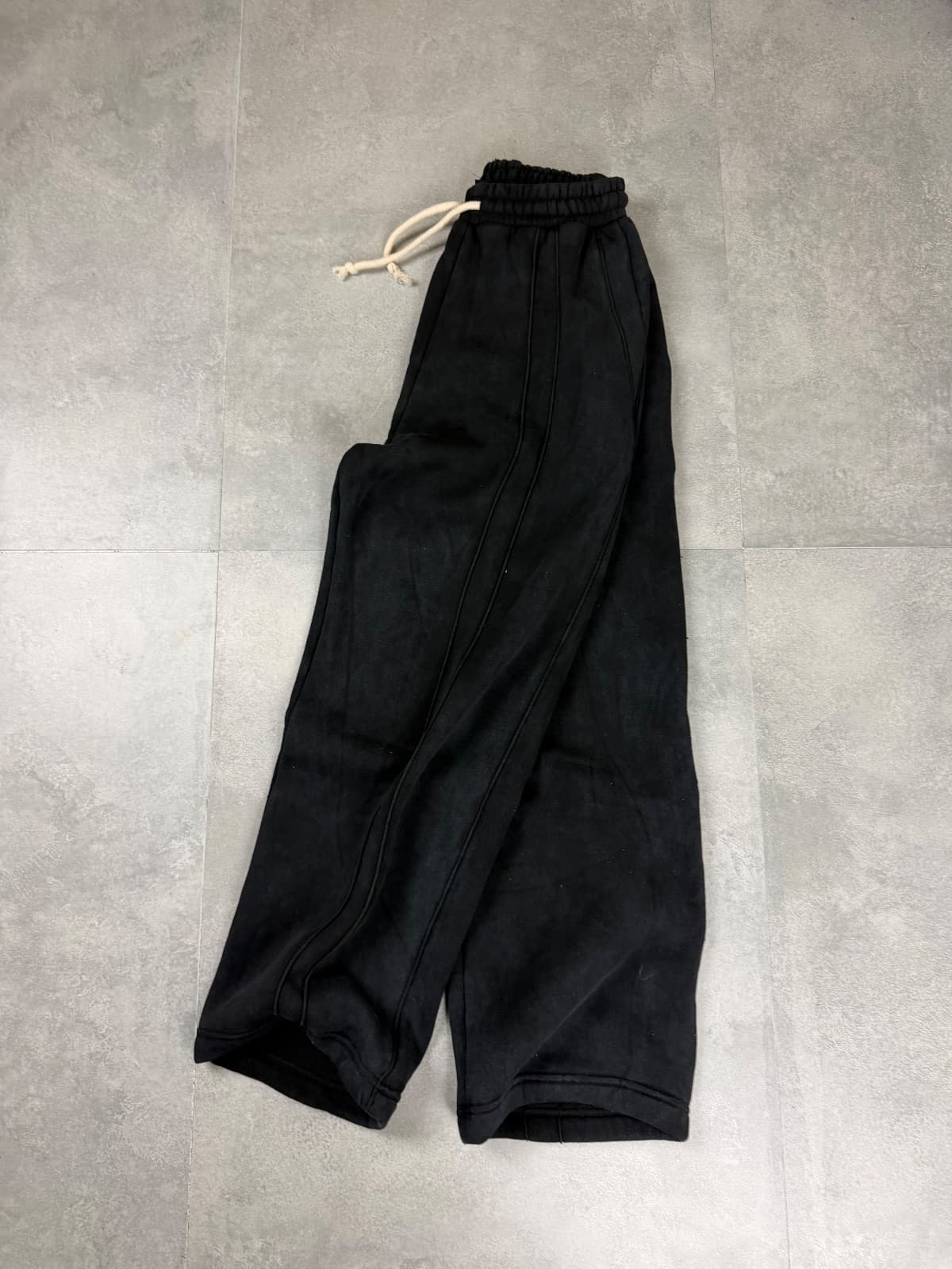 Black Baggy Sweatpants