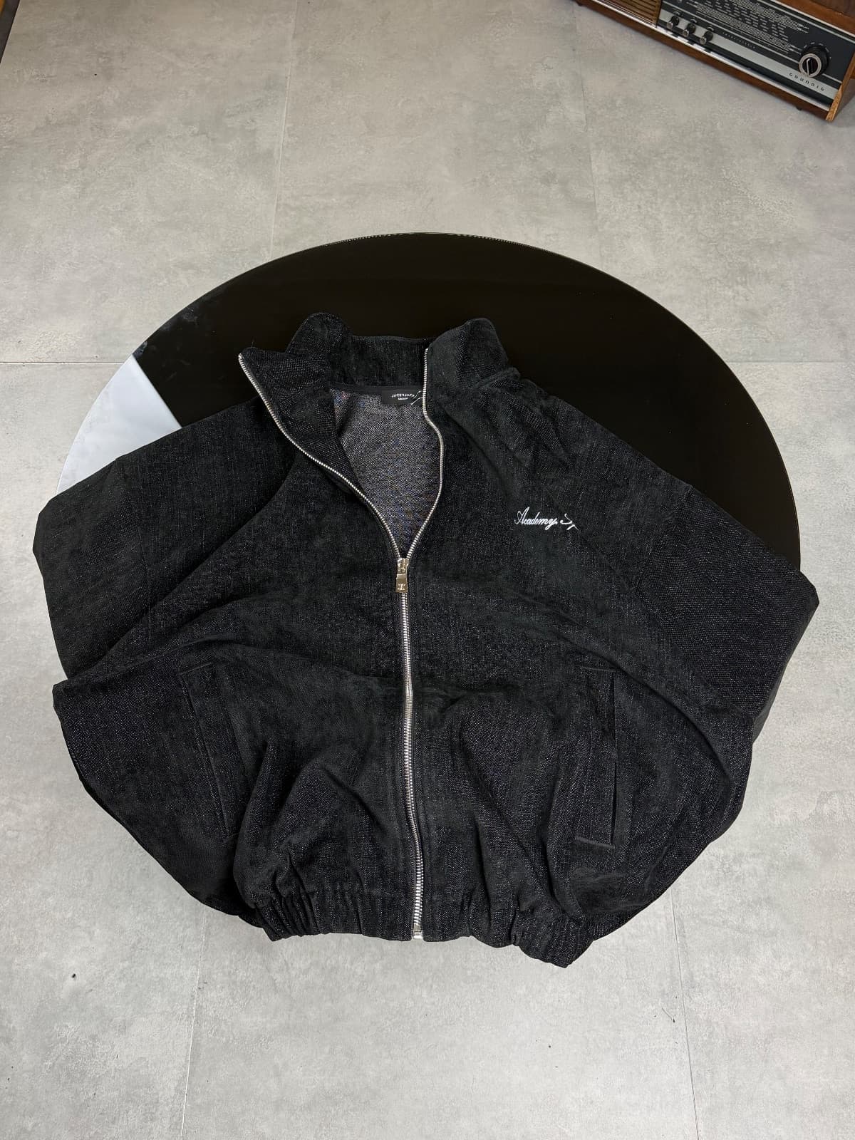 WASHED BLACK ZIP SWEAT